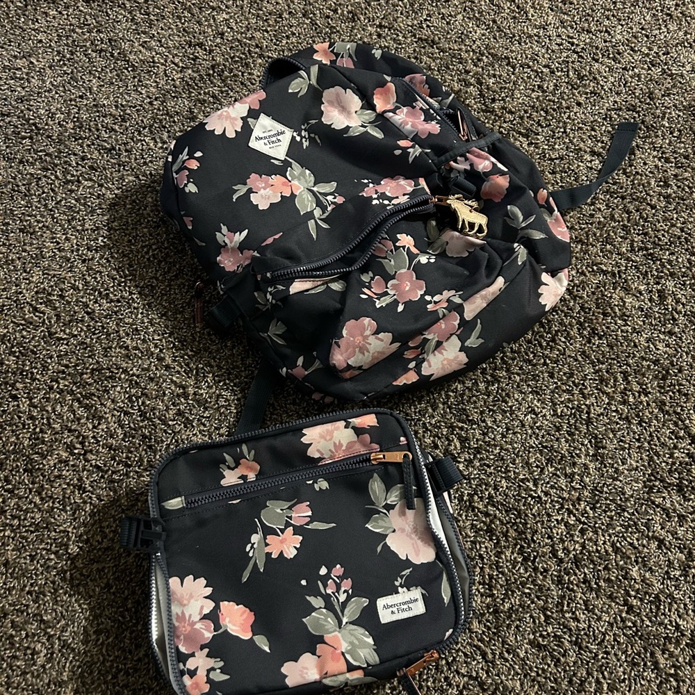 Abercrombie & fitch backpack and lunch box